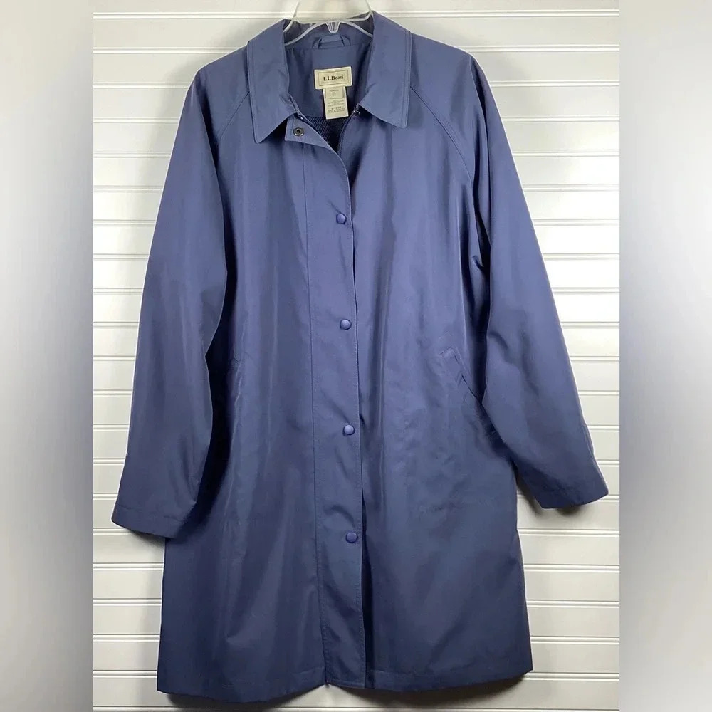 L . L. Bean Light Purple Trench Coat Size XL